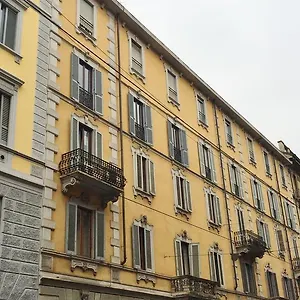 Arno , Μιλάνο Ιταλία