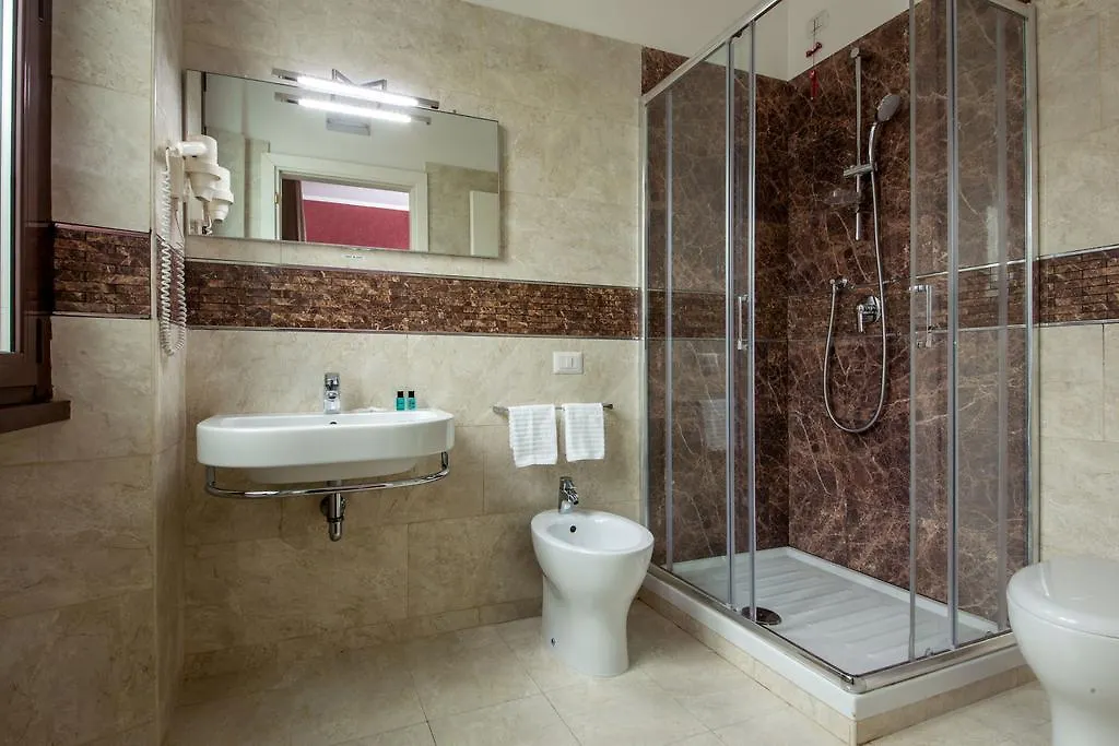 Hearth Hotel Roma