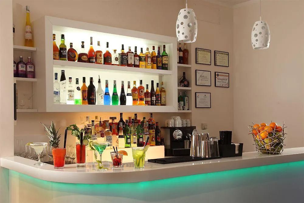 ***  Hearth Hotel Roma Itália