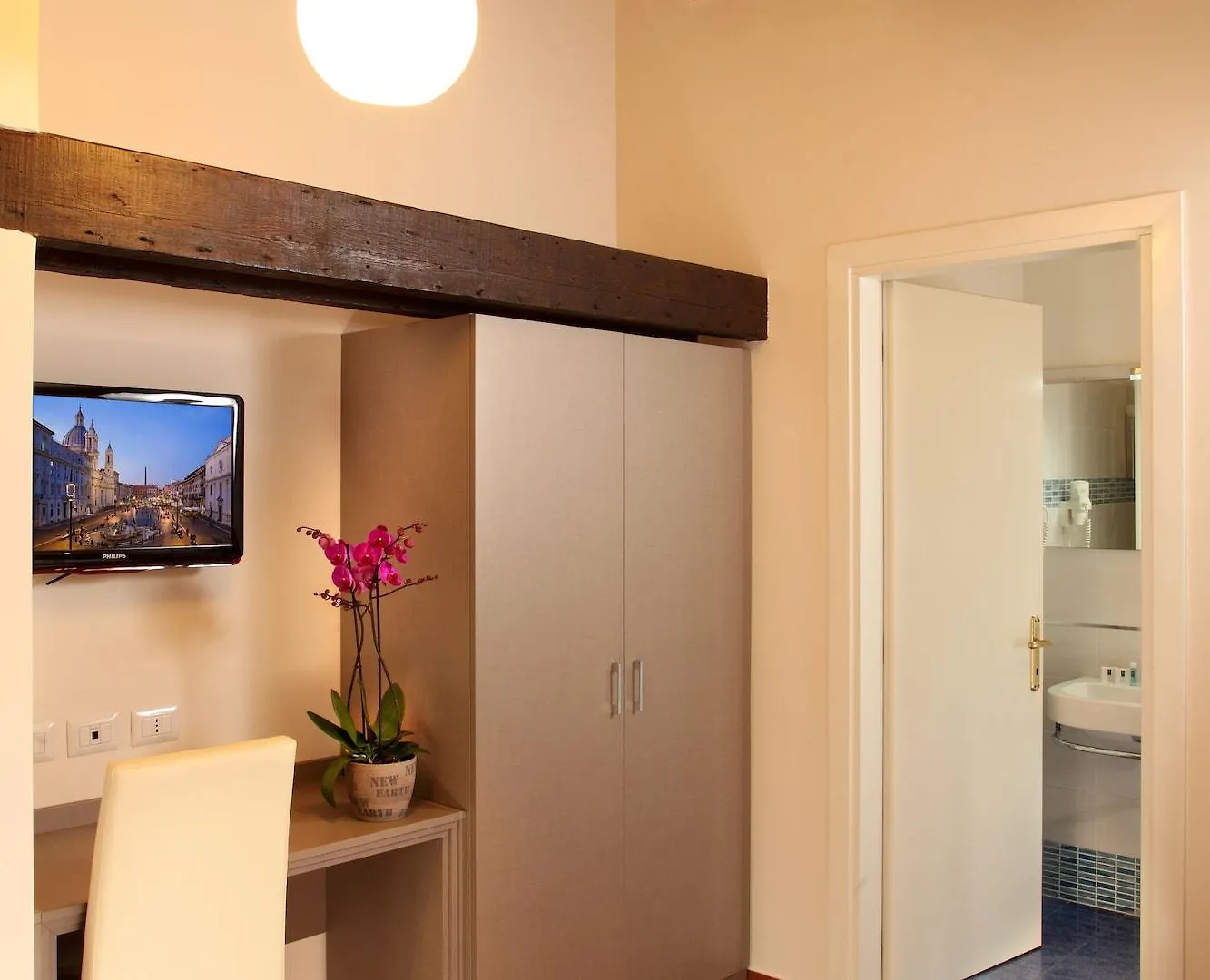 Hearth Hotel 3*, Rome