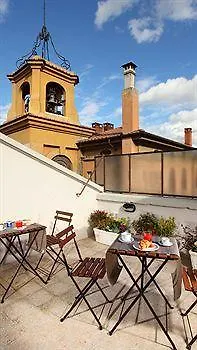 Hearth Hotel